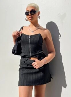 Princess Polly Prepped To Prime Skirt Black Pinstripe 14 Princess Polly Prepped To Prime Skirt Black Pinstripe -Princess Polly Sales Store 0 model info sarah us4 6c767655 9074 4a59 b34d ed2253e9e555
