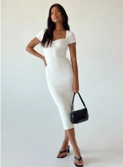 Princess Polly Ellisen Midi Dress White -Princess Polly Sales Store 0 modelinfo Vivien us4 5757bff3 5285 4d7e bfa9 fee241993c4d