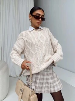 The Craft Mini Skirt Beige Plaid -Princess Polly Sales Store 0 modelinfo camelia us2 a26dbaa6 b7d1 4cdd af17 480d2cd8303f