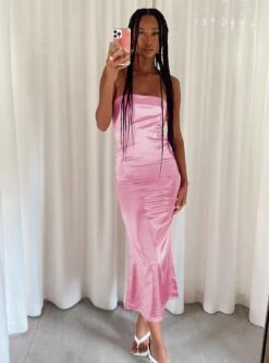 Princess Polly Shaya Strapless Maxi Dress Pink -Princess Polly Sales Store 0 modelinfo eyes us2 c4f6041a 45c8 44e6 94a8 821735639d40