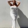 Oscar Midi Dress White Curve 13 Oscar Midi Dress White Curve -Princess Polly Sales Store 0 818039cb 0c25 42c7 8d00 7819005a6033