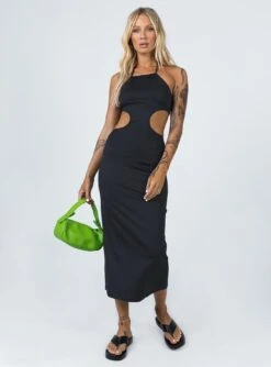 Sunset Halter Midi Dress Black 8 Sunset Halter Midi Dress Black -Princess Polly Sales Store 1 modelinfo emma leigh us4 85a47702 d935 483b 9056 d7208a90a3d7