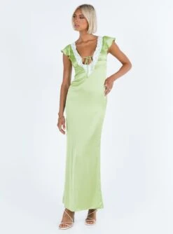 Armas Lace Trim Maxi Dress Green -Princess Polly Sales Store 1 modelinfo kauri us2 4259b72c a62b 4d46 a266 003e4bd31870