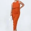 Tarlie Maxi Dress Orange -Princess Polly Sales Store 1 modelinfo mikayla us6 4501d732 000b 457e b370 e006731eb844
