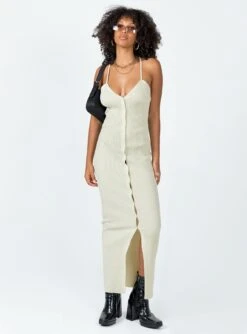 Casa Maxi Dress Cream -Princess Polly Sales Store 2 modelinfo Cindy us4 c0a2a87a 04d5 466d 910a c92d7e07ddb5