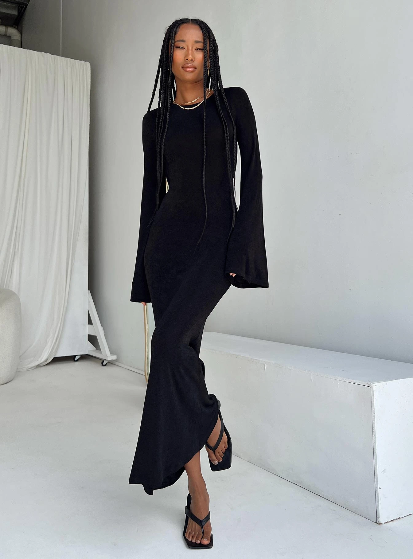 Princess Polly Amersham Long Sleeve Maxi Dress Black 2 Princess Polly Amersham Long Sleeve Maxi Dress Black - Image 2