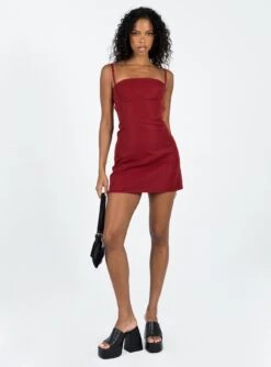 Monza Mini Dress Red 8 Monza Mini Dress Red -Princess Polly Sales Store 2 modelinfo Kristen us2 e97aa355 d671 49fd a48b 090d1c87893c