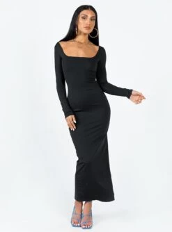Princess Polly Lyla Maxi Dress Black -Princess Polly Sales Store 2 modelinfo christy us2 d3b6e2d8 95b4 4851 87df b7a3b030176f