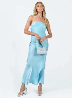 Princess Polly Haley Maxi Dress Blue -Princess Polly Sales Store 2 modelinfo elly us2 c11414ba 18a1 4b2a b923 3f63753eebad