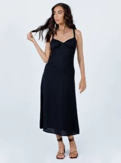 Princess Polly Georgia Midi Dress Black -Princess Polly Sales Store 2 modelinfo izy US2 447dc6c8 87d9 4688 98e2 a74da4078167