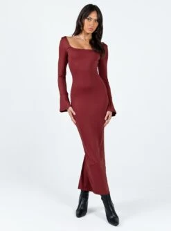 Princess Polly Belfa Long Sleeve Maxi Dress Burgundy 8 Princess Polly Belfa Long Sleeve Maxi Dress Burgundy -Princess Polly Sales Store 2 modelinfo josephine us2 cf59c4e7 eb62 45a2 ade2 2769582b4dec