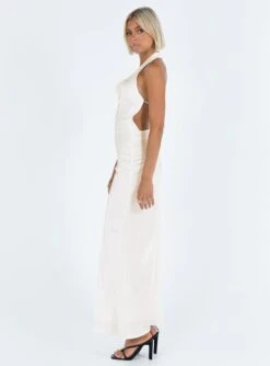 Keylan Cowl Neck Maxi Dress White 13 Keylan Cowl Neck Maxi Dress White -Princess Polly Sales Store 2 modelinfo kauri us2 172acaef a83d 4a09 befa 6921a1b08991