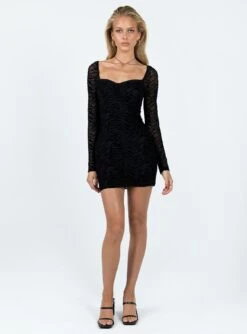 Princess Polly Nikolas Long Sleeve Mini Dress Black -Princess Polly Sales Store 2 modelinfo kiana us2 3d6f26b1 6d72 4511 bf7f b1b971d15846