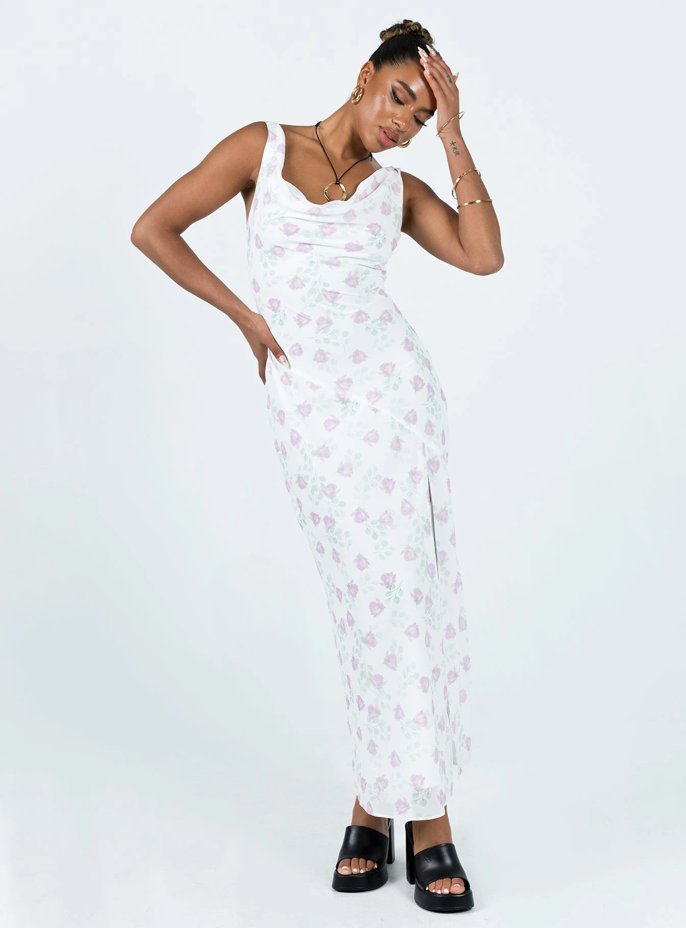 Princess Polly Asbyn Maxi Dress White Floral 3 Princess Polly Asbyn Maxi Dress White Floral - Image 3