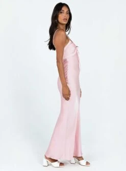 Princess Polly Emily Maxi Dress Pink -Princess Polly Sales Store 3 modelinfo Amelia us2 54156f06 796a 4aa9 99d3 3f87ab08a8d2