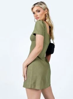 Princess Polly Hastings Mini Dress Khaki 9 Princess Polly Hastings Mini Dress Khaki -Princess Polly Sales Store 3 modelinfo Chloe us2 1c89321f 11ae 4e4d bb46 ad4ab015bc1a