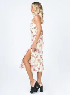 Princess Polly Gigi Midi Dress Cream / Pink Floral -Princess Polly Sales Store 3 modelinfo Emma us2 b9592afa 7ebf 45be a852 104b8105f749