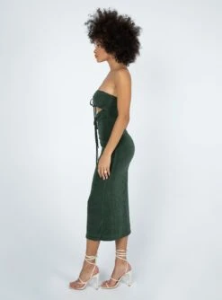 Princess Polly Callie Strapless Midi Dress Green 6 Princess Polly Callie Strapless Midi Dress Green -Princess Polly Sales Store 3 modelinfo Jamea US4. a150e680 30fd 4240 b4f9 f36417dc000b