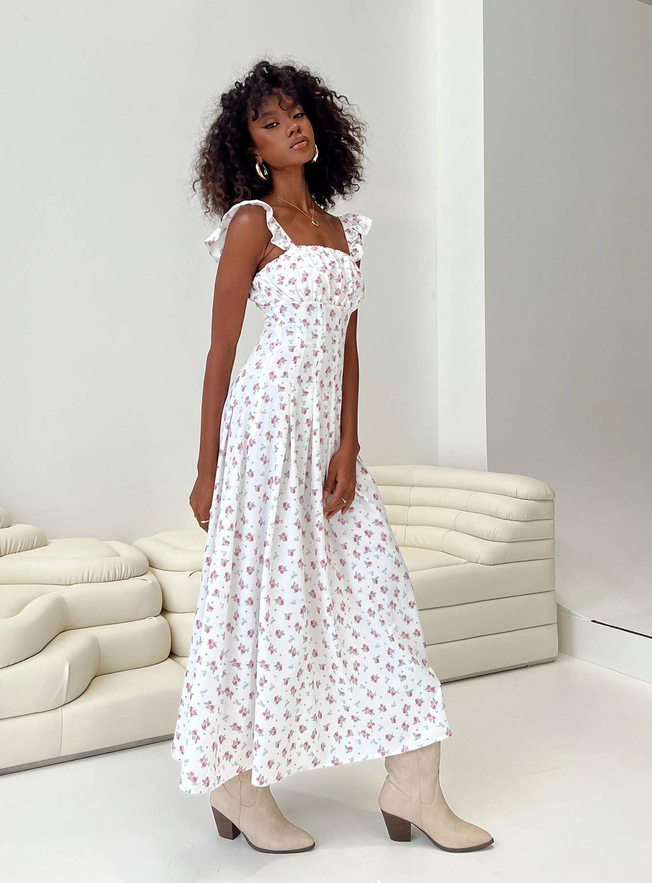 Princess Polly Alver Maxi Dress White Floral 3 Princess Polly Alver Maxi Dress White Floral - Image 3