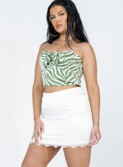 Princess Polly The Sorrow Mini Skirt White 9 Princess Polly The Sorrow Mini Skirt White -Princess Polly Sales Store 3 modelinfo alicia us8 80baae66 ef70 4554 b601 a5c52171adfd