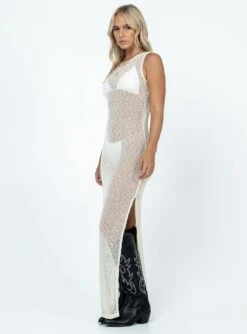 Princess Polly Performer Knit Maxi Dress Cream -Princess Polly Sales Store 3 modelinfo anni us2 491dd0d7 eb65 41ea 904e 81e6259cfb2f