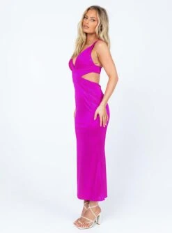 Princess Polly Emmett Maxi Dress Pink -Princess Polly Sales Store 3 modelinfo ashley us4 4cbd473c 5e21 491d 9821 7a60c5872c9e