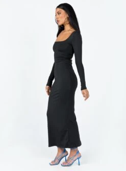Princess Polly Lyla Maxi Dress Black -Princess Polly Sales Store 3 modelinfo christy us2 36196440 4261 4de0 96c1 d48f1ffdfabc