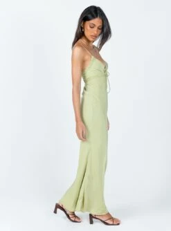 Princess Polly Emily Maxi Dress Green -Princess Polly Sales Store 3 modelinfo jess us2 f86babb0 5c0c 4f25 b77e 07d66c783778