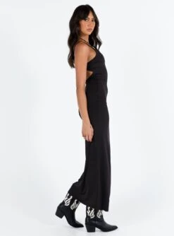 Riana Maxi Dress Black -Princess Polly Sales Store 3 modelinfo josie us2 d3d24c45 1d8d 4fcd 81dd c403b1737980