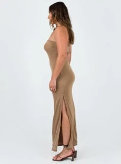 Princess Polly Ashington Maxi Dress Brown 8 Princess Polly Ashington Maxi Dress Brown -Princess Polly Sales Store 3 modelinfo mikayla us8 62c06f36 ebe1 4213 84d9 28de6904368e