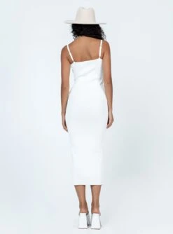 Princess Polly Shaniah Midi Dress White -Princess Polly Sales Store 4 modelinfo Ariel us2 1619020d 24b9 459a a9a0 7125775a9726