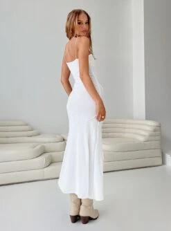 Princess Polly Andros Maxi Dress White 7 Princess Polly Andros Maxi Dress White -Princess Polly Sales Store 4 modelinfo Elly us2 699dbbdf c378 46c2 af41 b1aab12afdf8