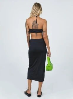 Sunset Halter Midi Dress Black 11 Sunset Halter Midi Dress Black -Princess Polly Sales Store 4 modelinfo emma leigh us4 f83cbfaa 50bd 4f6d 97f3 0fc01314b364