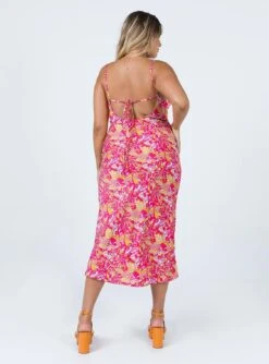 Aria Midi Dress Pink Multi -Princess Polly Sales Store 4 modelinfo jasmine us8 1d85aad7 ecaa 4807 8c32 2240d17e3b4a