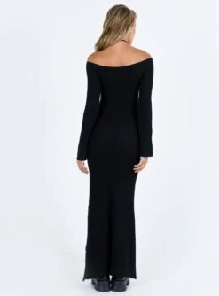Devyn Off The Shoulder Maxi Dress Black -Princess Polly Sales Store 4 modelinfo kiana us2 2375836e acf8 43d8 8287 48206dd0bb9a