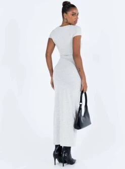 Princess Polly Lex Maxi Dress Grey -Princess Polly Sales Store 4 modelinfo lola us4 f719057d eb3e 443d 9c3d 330a65f54167