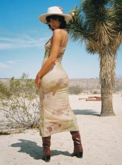 Princess Polly Down For The Ride 90's Slip Maxi Dress Multi 9 Princess Polly Down For The Ride 90's Slip Maxi Dress Multi -Princess Polly Sales Store 4 modelinfo megan us4 9511d8a4 f49b 43fe 9560 0bc9771c91fe