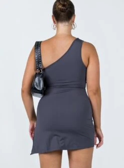 Irisa Mini Dress Grey -Princess Polly Sales Store 4 modelinfo mikayla us6 1bd0ca18 fa3e 4372 b367 d5c640679b9e