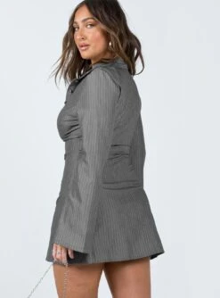 Princess Polly Anni Pin Stripe Mini Dress Grey -Princess Polly Sales Store 4 modelinfo mikayla us6 537f1a70 993d 47f9 8871 46bace9d6fdd