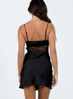 Princess Polly Kamille Mini Dress Black 10 Princess Polly Kamille Mini Dress Black -Princess Polly Sales Store 4 modelinfo nat us2 bda0b965 b1cd 4042 a81f 799f4f01cfd8