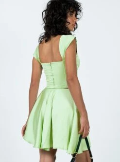 Cornell Satin Mini Skirt Green -Princess Polly Sales Store 4 modelinfo tamika us2 bd612198 cad4 4595 8f28 6ac9395d6249