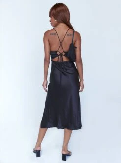 Princess Polly Gigi Midi Dress Black -Princess Polly Sales Store 4 8d320902 5f49 4c6e bf4c da98946620b2