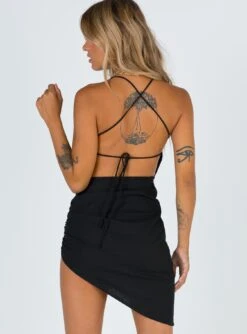 The Vivien Dress Black -Princess Polly Sales Store 4 e381c979 0454 436a 89cf 0de0242da198