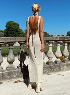 Princess Polly Performer Knit Maxi Dress Cream -Princess Polly Sales Store 5 modelinfo Nika us2 232b553a 4791 4fdb 90a9 778794aba0cc