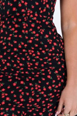 Noda Midi Dress Petite -Princess Polly Sales Store 5 modelinfo belle us2 d4662857 ece0 4dfd 98bc ca4e0394cf80