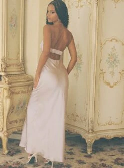 Princess Polly Tressie Maxi Dress Champagne -Princess Polly Sales Store 5 modelinfo cristina us2 1f3dd01a 007e 43b9 9229 e186d3716816