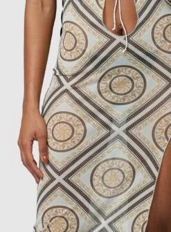 Jagger & Stone The Paris Maxi Dress Multi -Princess Polly Sales Store 6 1409790c 8671 4eab 8026 8d8d73843413