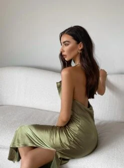 Princess Polly Alissa Midi Dress Green -Princess Polly Sales Store ALISSA MIDI DRESS GREEN a771a7b8 f00f 4c1a b5c9 bad86fb4a135