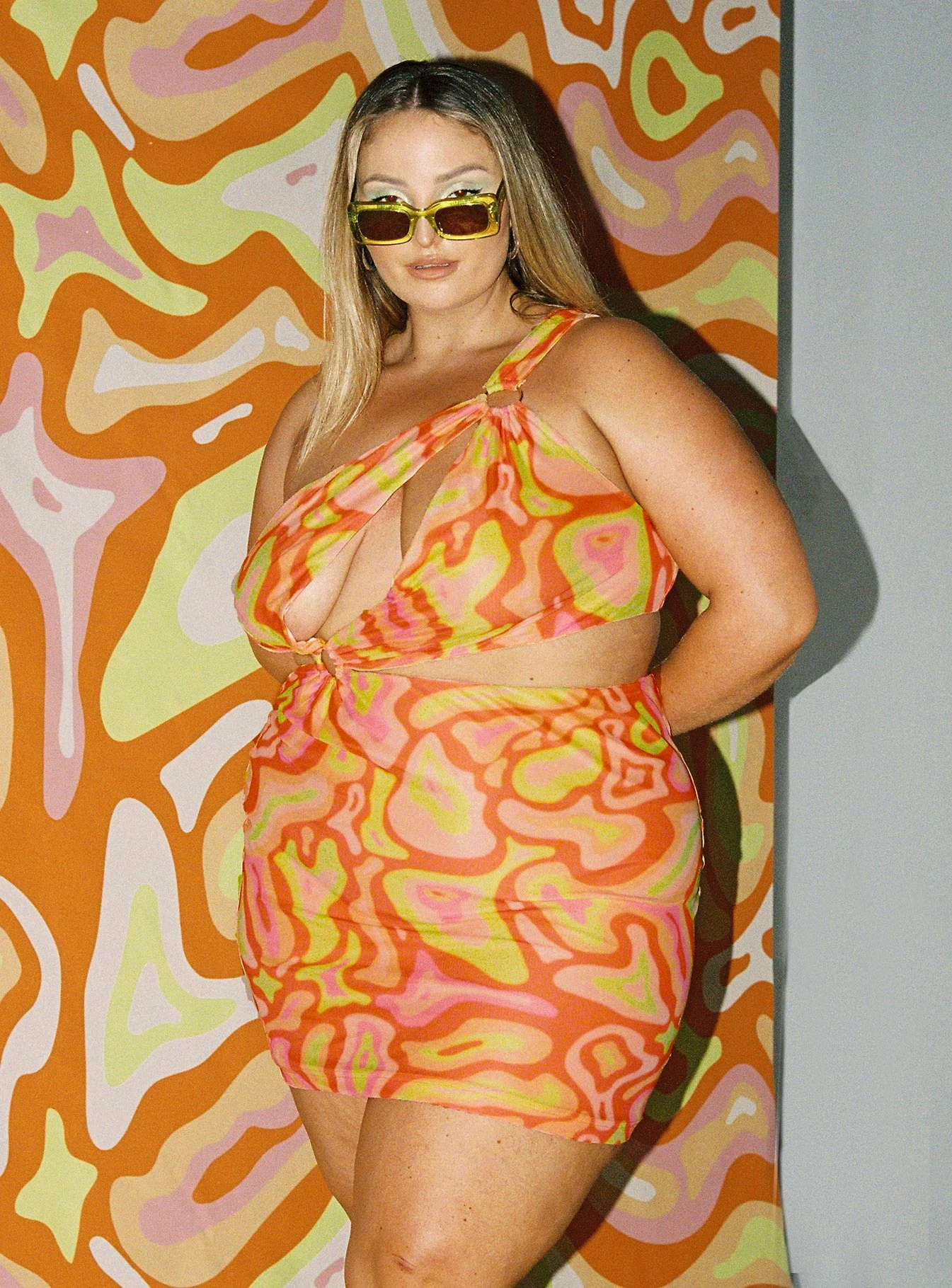 Greater Power Mini Dress Multi Curve 2 Greater Power Mini Dress Multi Curve - Image 2