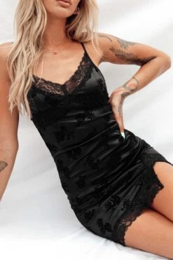 Motel Coti Mini Dress Black Rose Flock